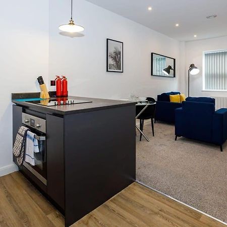 Contemporary 1 Bed Apartment Central Bolton Zewnętrze zdjęcie
