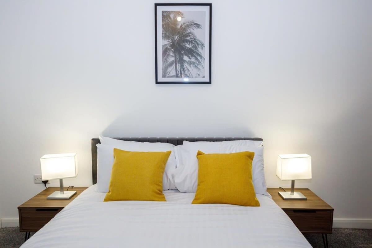 Contemporary 1 Bed Apartment Central Bolton Zewnętrze zdjęcie