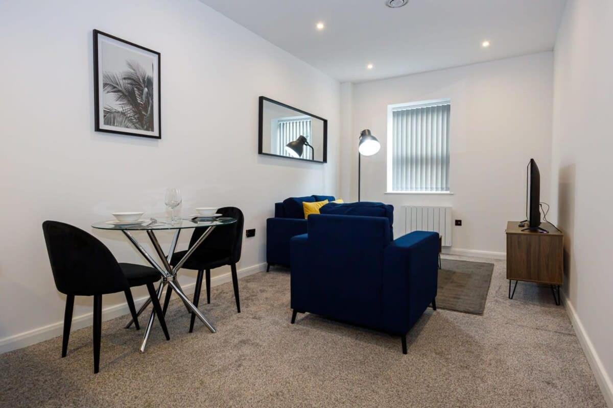 Contemporary 1 Bed Apartment Central Bolton Zewnętrze zdjęcie